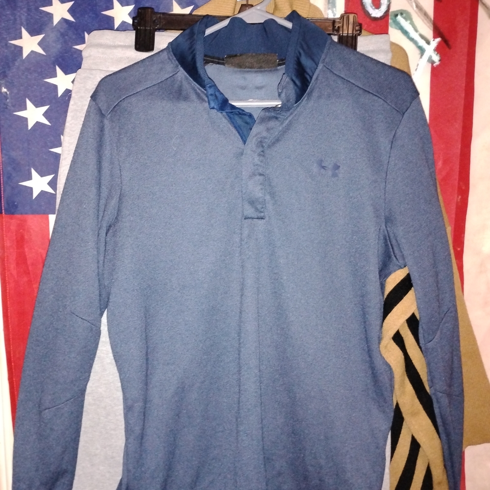 Under Armour Men's Blue Shirt